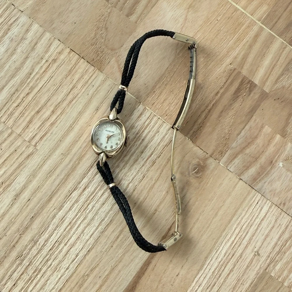Wadsworth Mechanical Vintage Gold Plated Ladies Watch Rope Bracelet Gold Case